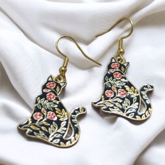 Cat Floral Design Earrings - Picture 2 of 8